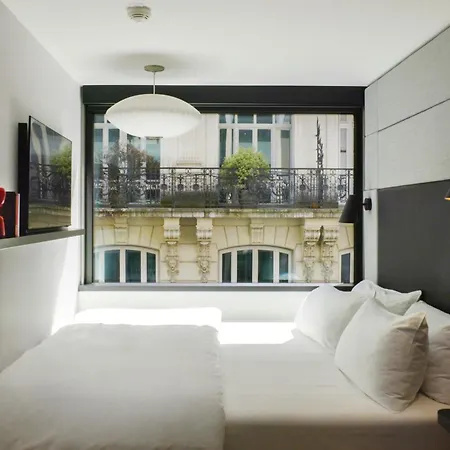 Citizenm Opera 4*