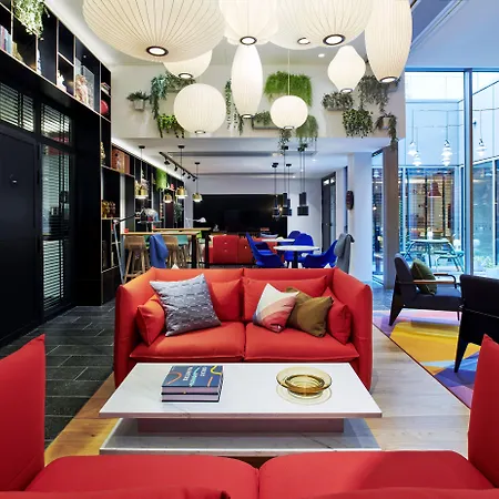 Hotel Citizenm Opera 4*