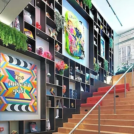 Citizenm Opera 4*