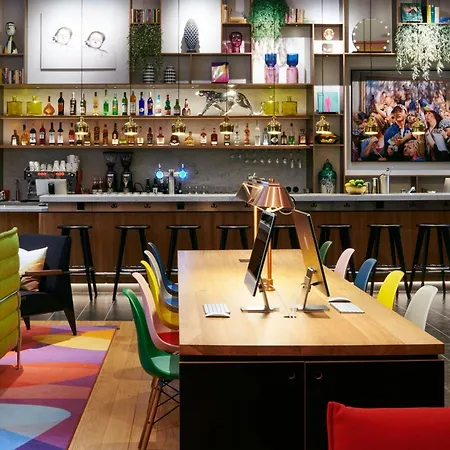 Citizenm Opera 酒店 4*