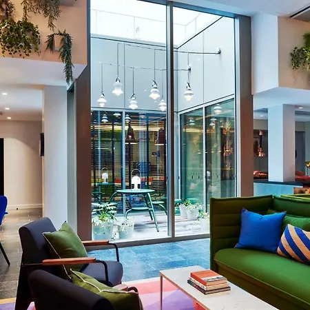 Citizenm Opera 4*